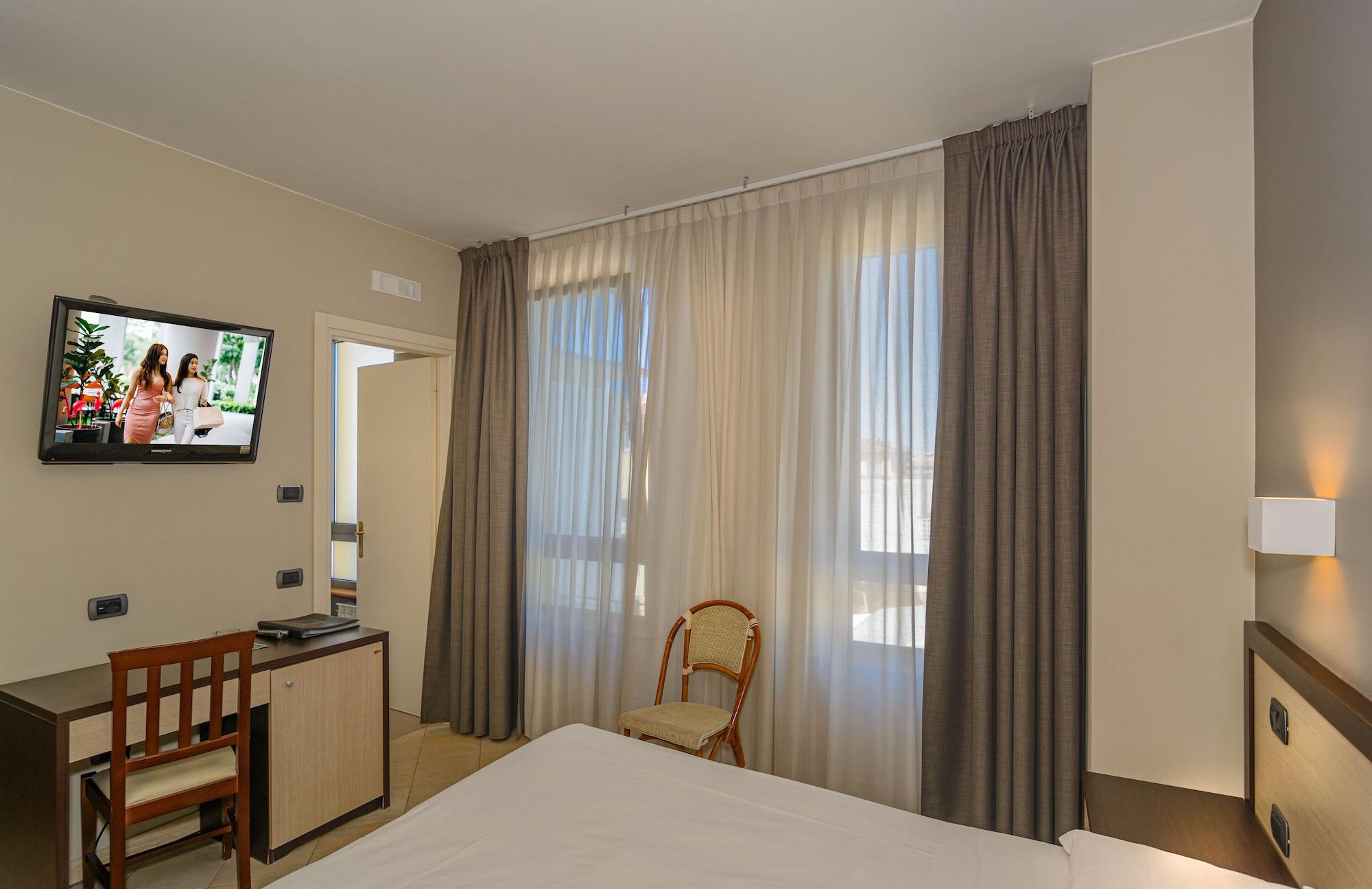 Hotel Spinelli Viareggio Esterno foto