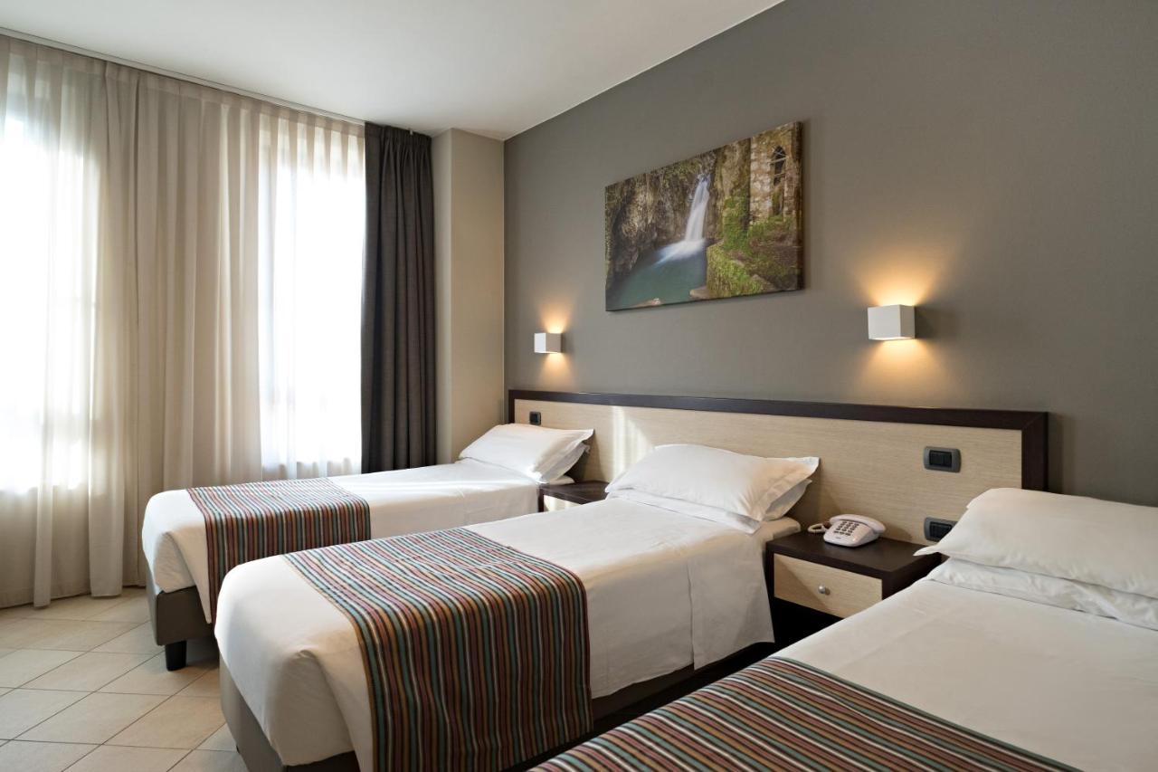 Hotel Spinelli Viareggio Esterno foto